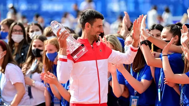 Novak Djokovic levantó en Belgrado su título ATP número 83