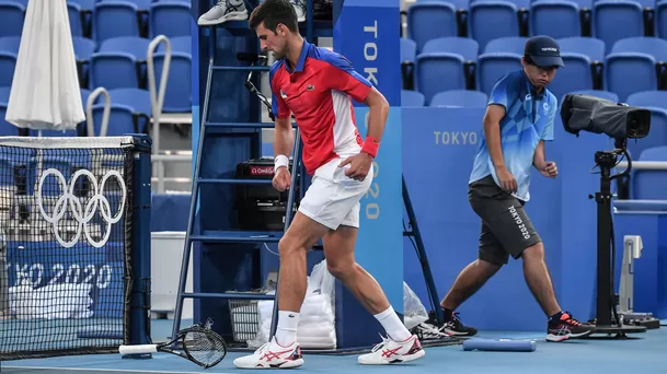 Novak Djokovic se quedó sin medalla en Tokio 2020 | Foto: AFP.