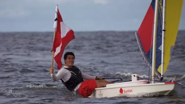Peruano Angello Giuria se coronó campeón Juvenil del Mundial de Sunfish