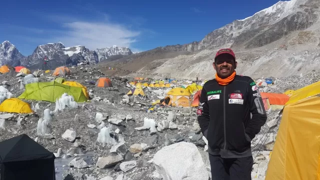 Richard Hidalgo está próximo a su intento de cumbre en el Everest-foto-2
