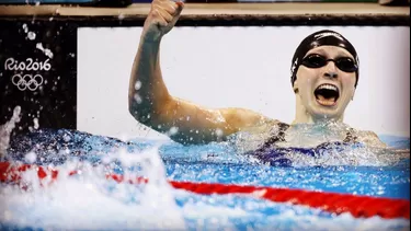 Río 2016: Ledecky pulverizó el récord mundial y ganó en los 800 libres