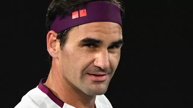 Federer se volverá a operar de la rodilla y estará fuera del tenis por "muchos meses"