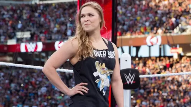 Ronda Rousey firmará contrato con WWE en Elimination Chamber 2018