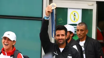 Stefano Peschiera tuvo festivo recibimiento tras llegar con la medalla de bronce