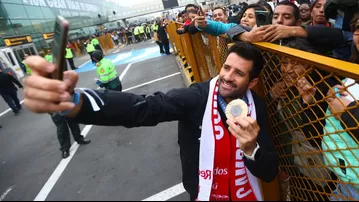 Stefano Peschiera y un enorme gesto en su llegada a Lima