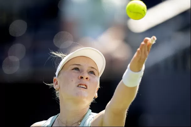 Celine Naef, tenista de 17 años. | Foto: AFP