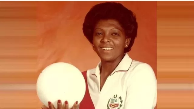 'Lucha' Fuentes, leyenda del vóley peruano, falleció a los 76 años de edad / X