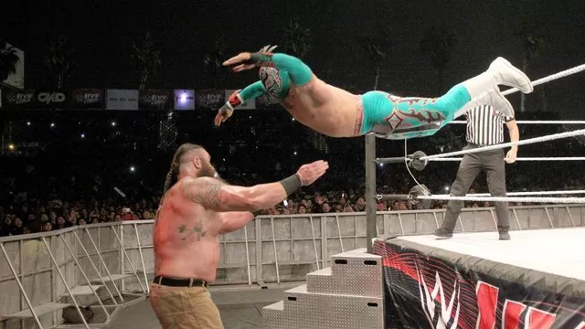 Planet Wrestling / WWE-foto-3