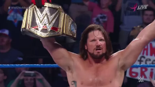 WWE No Mercy: AJ Styles retuvo el título ante John Cena y Dean Ambrose