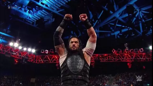 WWE RAW: Roman Reigns dio una paliza a Braun Strowman y lo hizo correr 