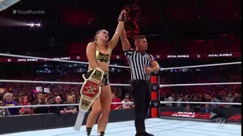 Royal Rumble 2019: Ronda retuvo el cinturón de RAW tras vencer a Sasha Banks