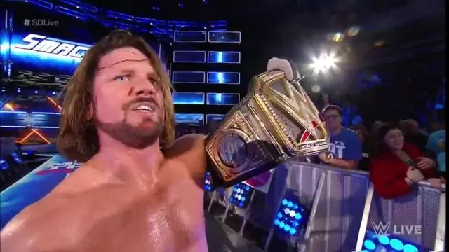 WWE SmackDown: AJ Styles venció a Dean Ambrose por descalificación