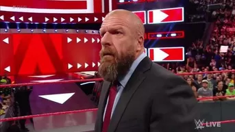 WWE RAW: Triple H reapareció para promocionar la pelea con The Undertaker