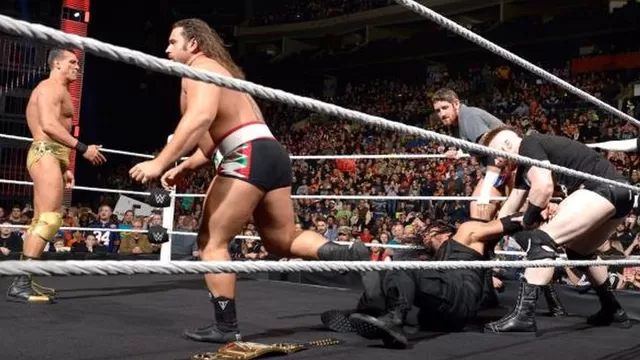 WWE: los Wyatt &#39;destruyeron&#39; a Roman Reigns y Brock Lesnar en RAW-foto-3