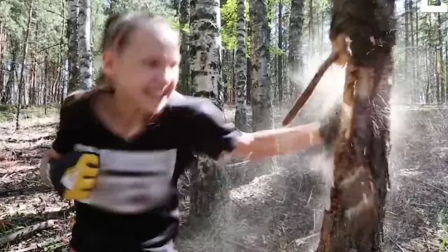 YouTube: Niña boxeadora destrozó un árbol durante su entrenamiento