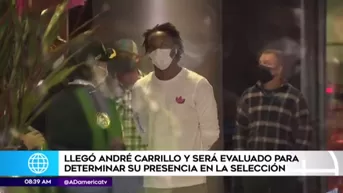 André Carrillo llegó desde Arabia y será evaluado para determinar su presencia en la selección.