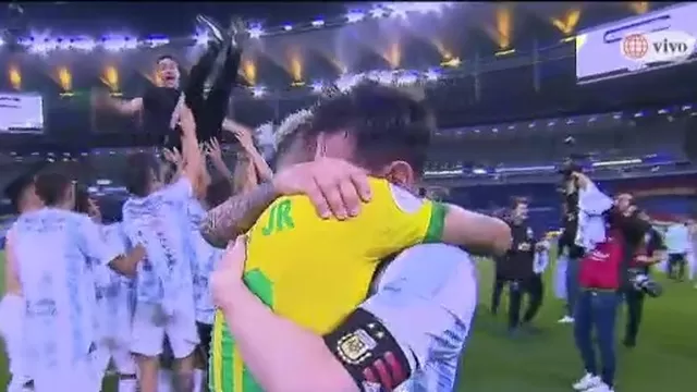 Argentina campeón de la Copa América 2021: Neymar fue a felicitar a Messi tras el partido