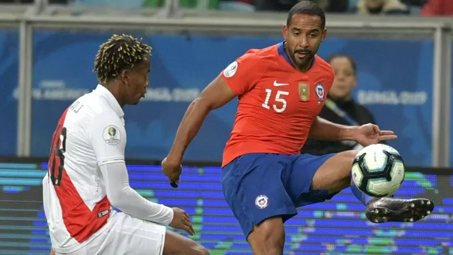 Jean Beausejour, lateral izquierdo chileno de 36 años. | Foto: AFP