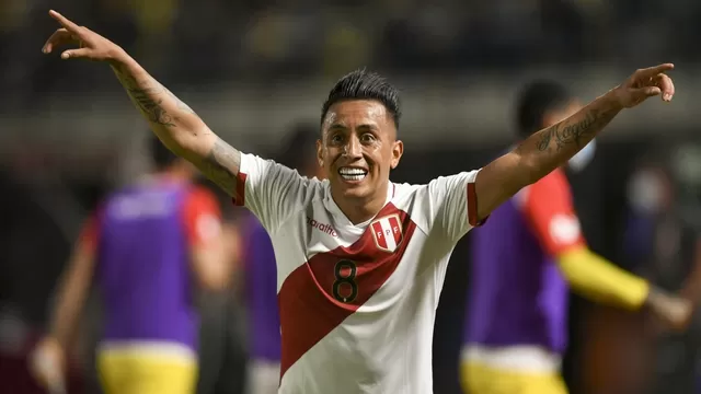 Cueva visitó Trujillo tras el partido ante Paraguay. | Foto: AFP/Video: América Televisión