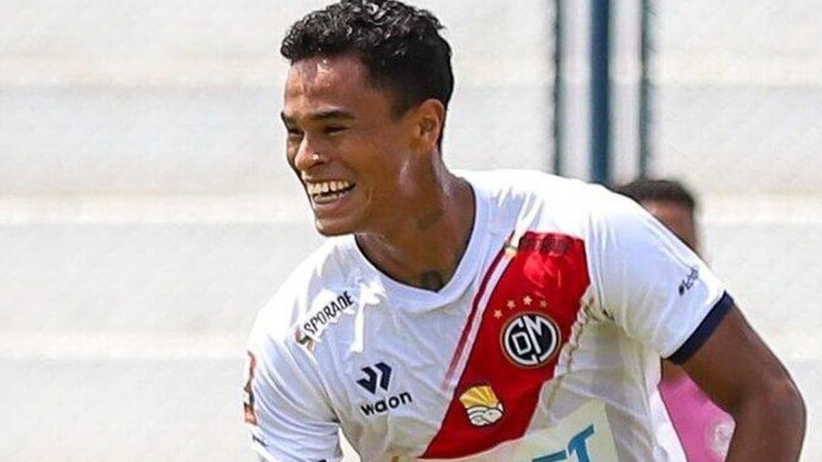 Christopher Olivares fue convocado a la selección peruana