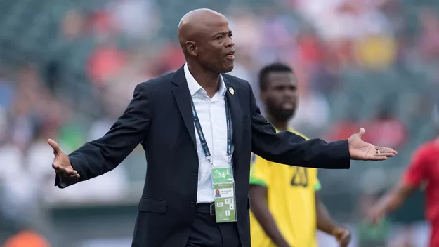 Dely Valdés: Perú y Colombia son los países que más influenciaron en el fútbol panameño