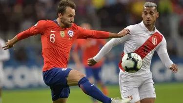 José Pedro Fuenzalida, futbolista chileno de 35 años. | Foto: AFP