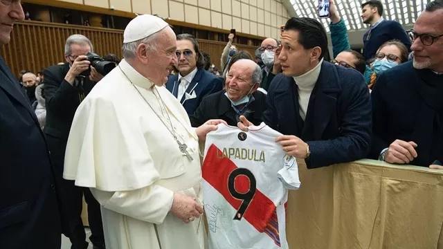 Gianluca Lapadula se pronunció tras su encuentro con el papa Francisco