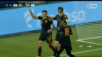 GOL de Jairo: Vélez volvió a anotar y pone a Perú 2-0 Honduras