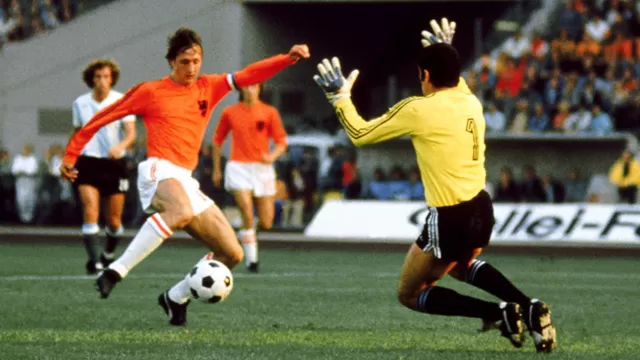 Johan Cruyff y el golazo que le marcó a Argentina en Alemania 1974