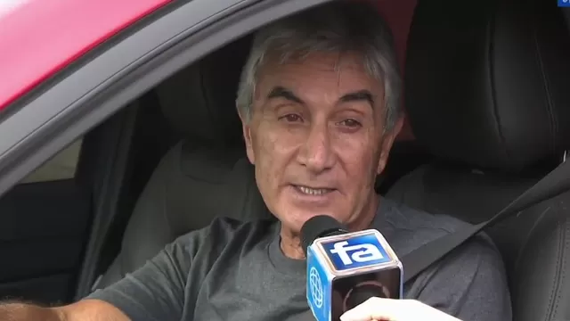 Juan Carlos Oblitas disconforme con en el precio de entradas ante Uruguay