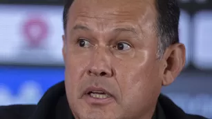 Juan Reynosoe: Nos urge tener una selección local