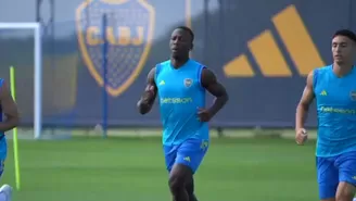Luis Advíncula retornó a los entrenamientos con Boca Juniors