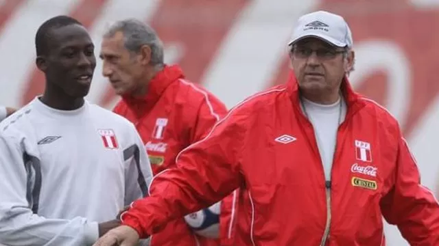 Markarián fue el primero que llamó a Advíncula a la selección peruana | Foto: Depor.