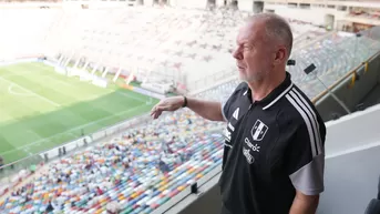 Mano Menezes estuvo en los partidos de Sport Boys y Universitario