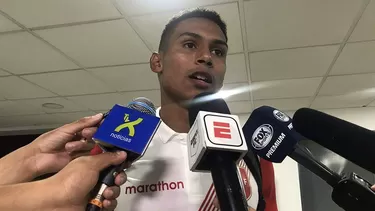 Marcos L&amp;oacute;pez declarando para medios internacionales. | Foto: @PortalOffside