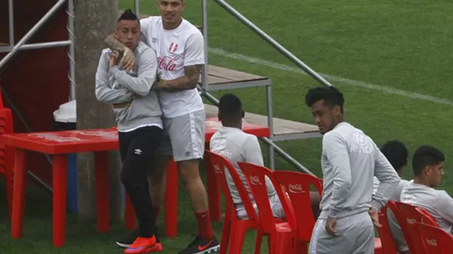 Selección peruana: Guerrero y Cueva estuvieron muy cariñosos en Videna-foto-3