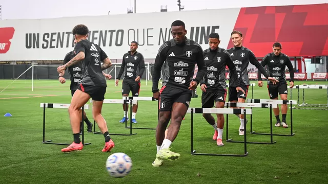 La selección peruana cumplió con su último entrenamiento antes de partir a Buenos Aires. | Video: Fútbol en América 