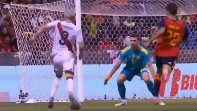 Adrián Ugarriza perdió el 2-0 en el Perú vs. España. (Video: América TV)