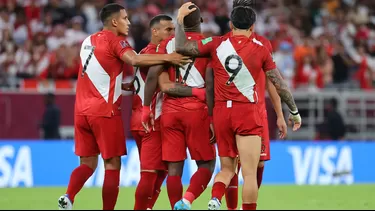 La selección peruana perdió su última chance de alcanzar el Mundial Qatar 2022. | Foto: AFP