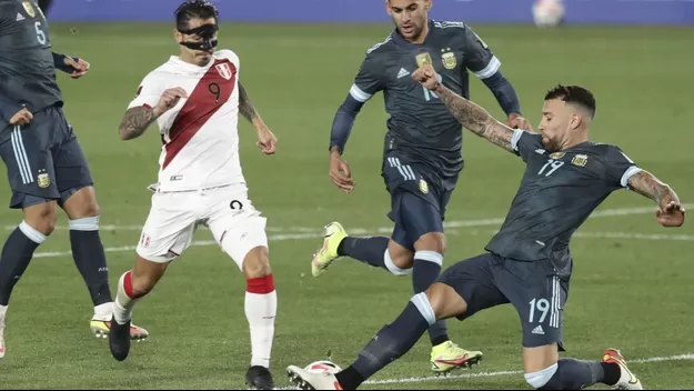Perú vs. Argentina: Gianluca Lapadula respaldó a Yoshimar Yotún tras penal fallado