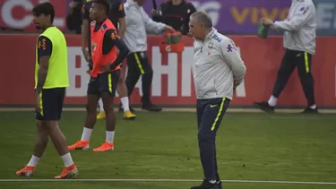 Penúltimo entrenamiento de Brasil previo a la final con Perú. | Foto: AFP