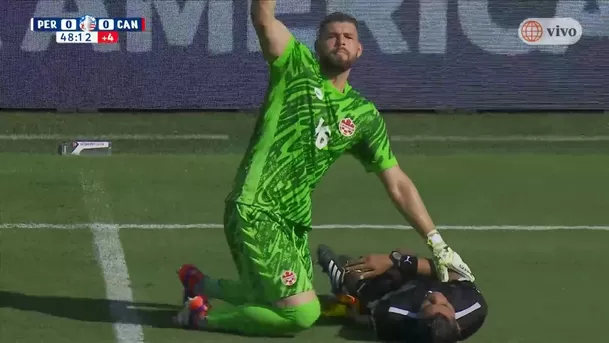 Árbitro desmayado en el Perú vs. Canadá. | Foto: América TV.