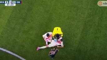 Perú vs. Chile: Alexander Callens salió lesionado