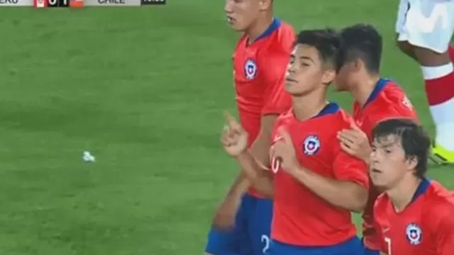 Perú vs. Chile: Aravena de penal puso el 1-0 para los &#39;mapochinos&#39; 