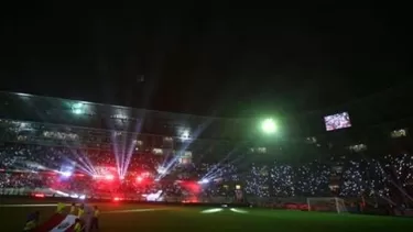 El 15 de noviembre se &#39;bautizó&#39; como el &#39;Día del hincha&#39;. | Foto: Captura Movistar Deportes. 