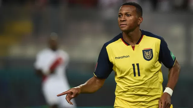 Perú vs Ecuador: Michael Estrada anotó el 1-0 a poco del inicio del partido