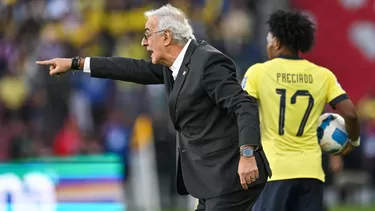 Jorge Fossati asumió la responsabilidad de la derrota de la selección peruana en Quito. | Foto: La Bicolor.