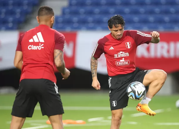 Gianluca Lapadula en el último entrenamiento. | Foto: Selección peruana.