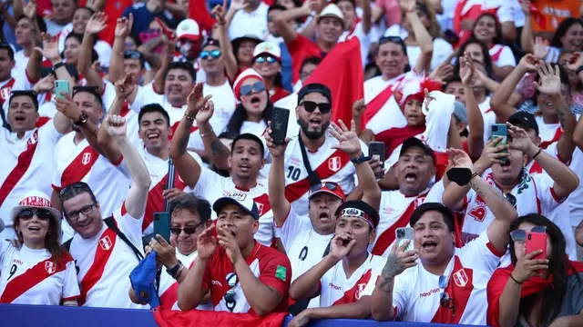 Perú vs. Nueva Zelanda: El &#39;Contigo Perú&#39; retumbó el RCDE previo al partido