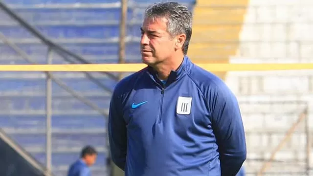 Bengoechea vistió la camiseta de la selección uruguaya. | Foto: Alianza Lima